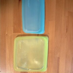 stasher reusable Silicone Food Storage Bags - Blue and Green